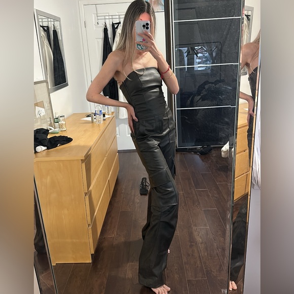 ZARA 🤎 BROWN FAUX LEATHER JUMPSUIT - Picture 3 of 6